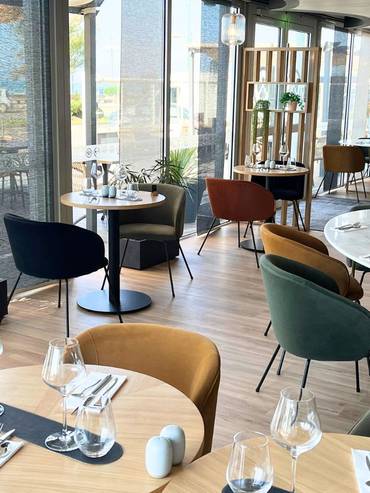 découvrez le casino de saint-jean-de-monts : jeux, machines à sous, divertissements et ambiance conviviale au cœur de la vendée. profitez d'une expérience inoubliable sur la côte atlantique.