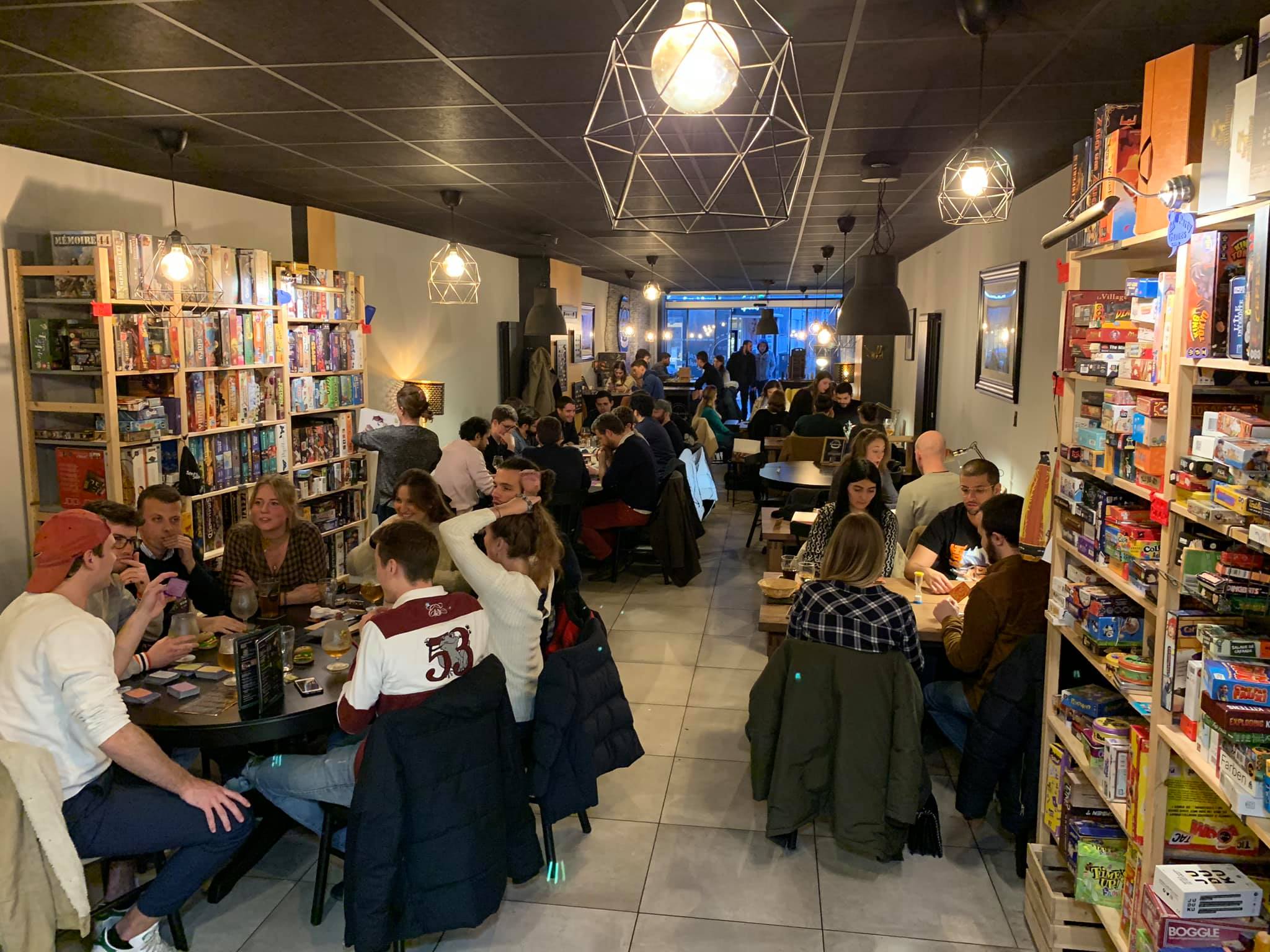 découvrez les meilleurs bars à jeux à lille, où convivialité et divertissement se rencontrent pour des soirées ludiques inoubliables entre amis.